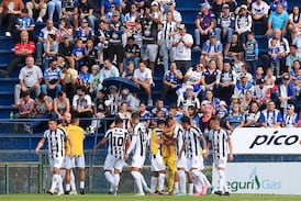 Papá Sporting provocó un golpe al historial de duelos contra Cartaginés con el último triunfo en Copa