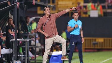 Alexandre Guimaraes explicó que Marathón lo sorprendió con un detalle