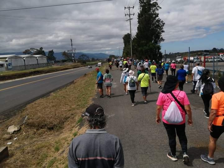 Caminantes Domingueños suele realizar recorridos a lugares históricos.
