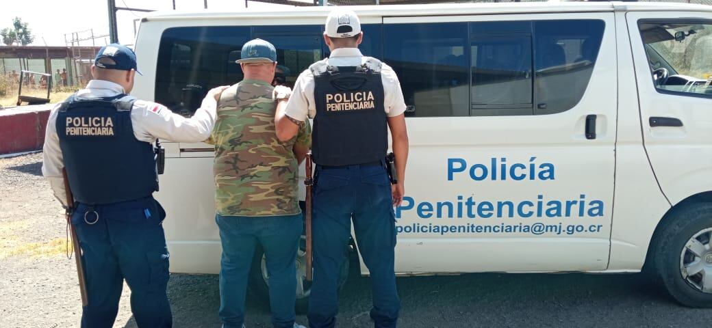 Hallan droga dentro de camión del CNP que se dirigía a La Reforma. Foto Ministerio de Justicia.