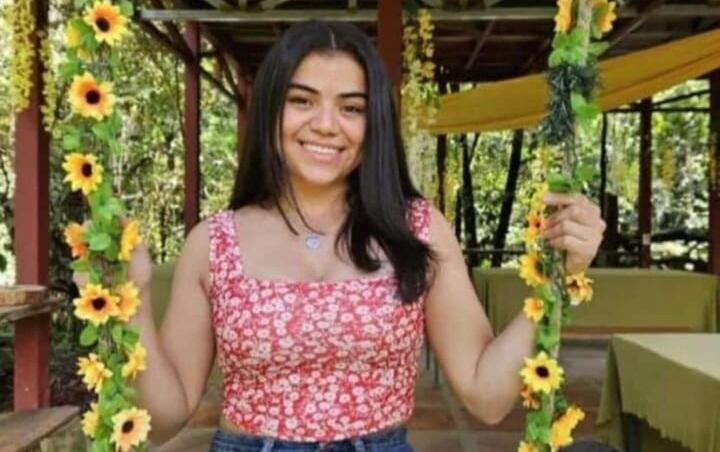 Nayeli Corrales Villalobos fallecida en accidente en Paraíso de Cartago. Foto: Facebook