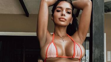 Modelo tica va al supermercado en “hilo” dejando muy poco a la imaginación