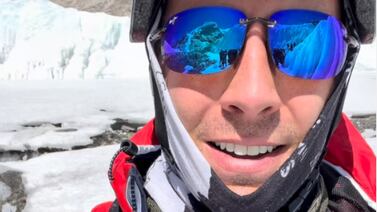 Daniel Vargas reaparece en redes y deja ver las consecuencias que le dejó el monte Everest en el rostro