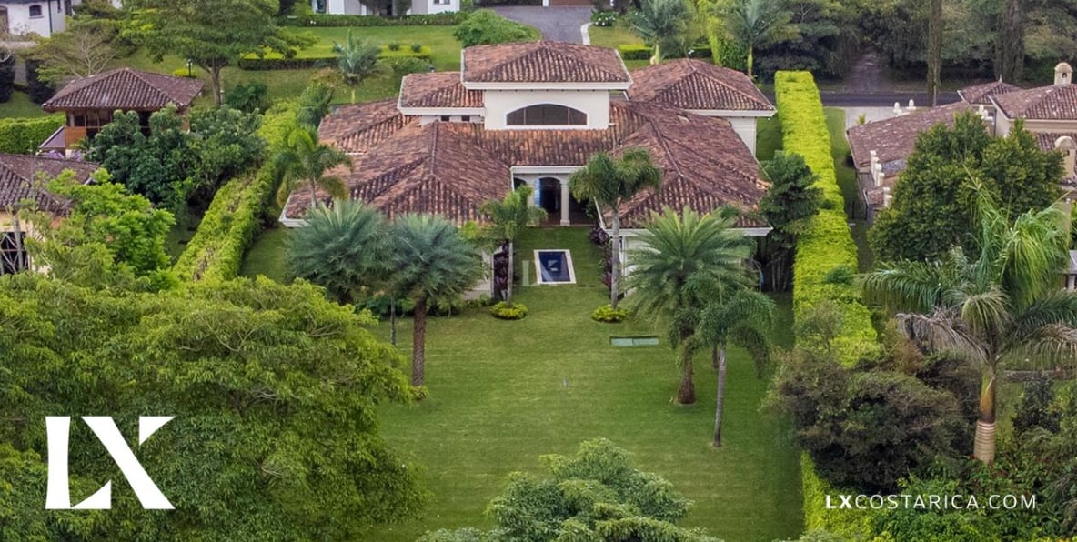 El Condominio Monterán en Curridabat posee propiedades amplias y lujosas.