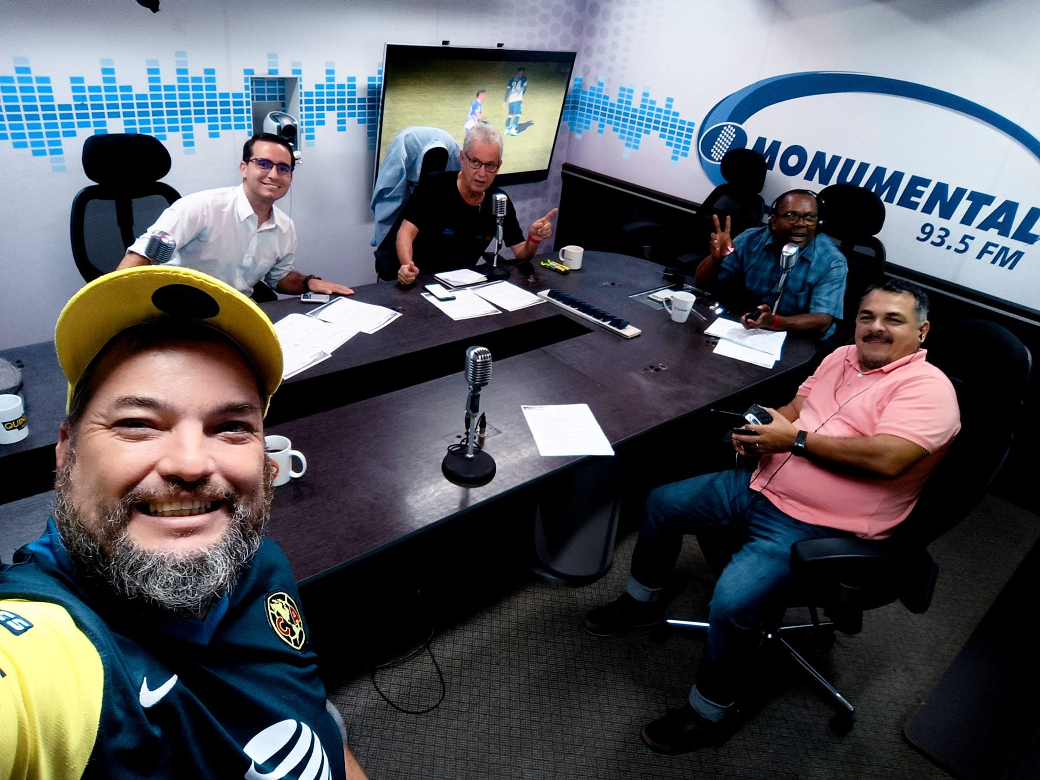 Radio Monumental despidió a Fabricio Santamaría Artavia, una de sus voces más icónicas porque ya les salía caro