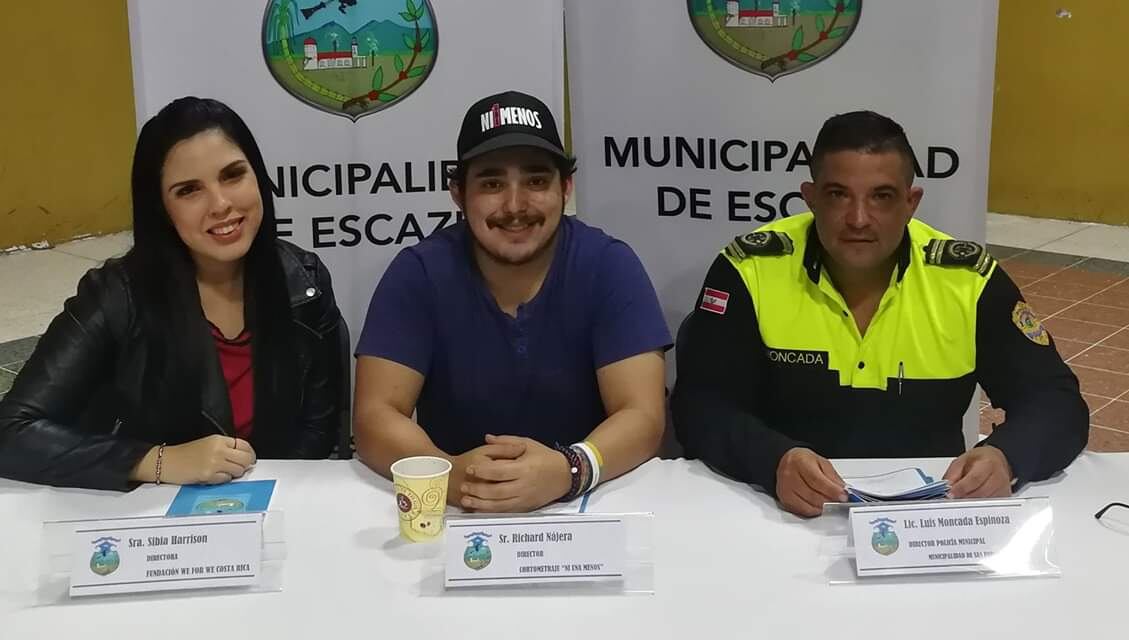 Cortometraje basado en el femicidio de Andrea Fernández. La obra cuenta como el asesinato de la joven de 20 años sirvió para que muchas mujeres se acerquen y cuenten sus experiencias a los productores y actores.