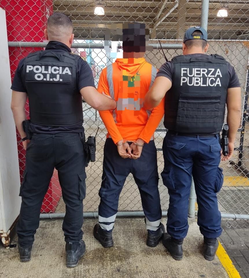 Dos primos de apellidos Walker, de 19 años y 24 años, son parte de los detenidos en los allanamientos contra la banda de Tony Alexander Peña Russell, alias La T.