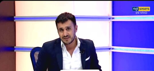 Josué Quesada, Bryan Ruiz, reitro camisa 10