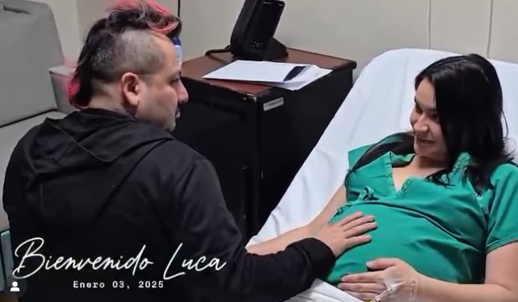 LuisGa Loría y su pareja Mónica Barboza se conviertieron oficialmente en padres este 3 de enero de 2026.