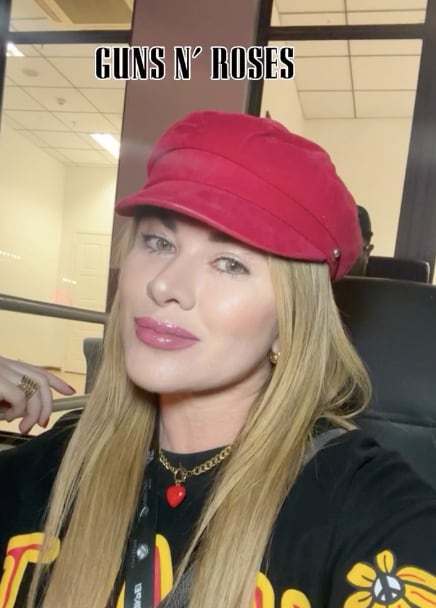 Rodrigo Marín y Alejandra Díaz disfrutaron al máximo el concierto de Guns N' Roses.