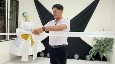 Nicaragüense volvió a Costa Rica para cuidar a su mamá y terminó cumpliendo el sueño de abrir una academia de baile
