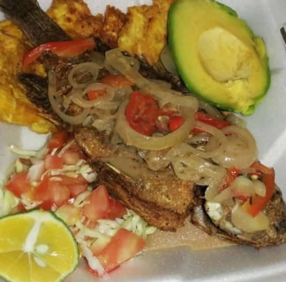 Sabores de Limón: tradición y nutrición se unen en platos como el rice and beans y el rondón