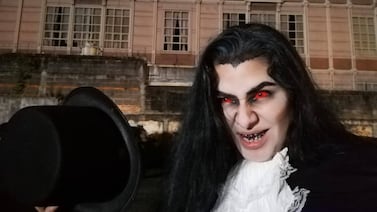 Enfermera del Calderón Guardia asegura que tuvo contacto con vampiro del parque Morazán