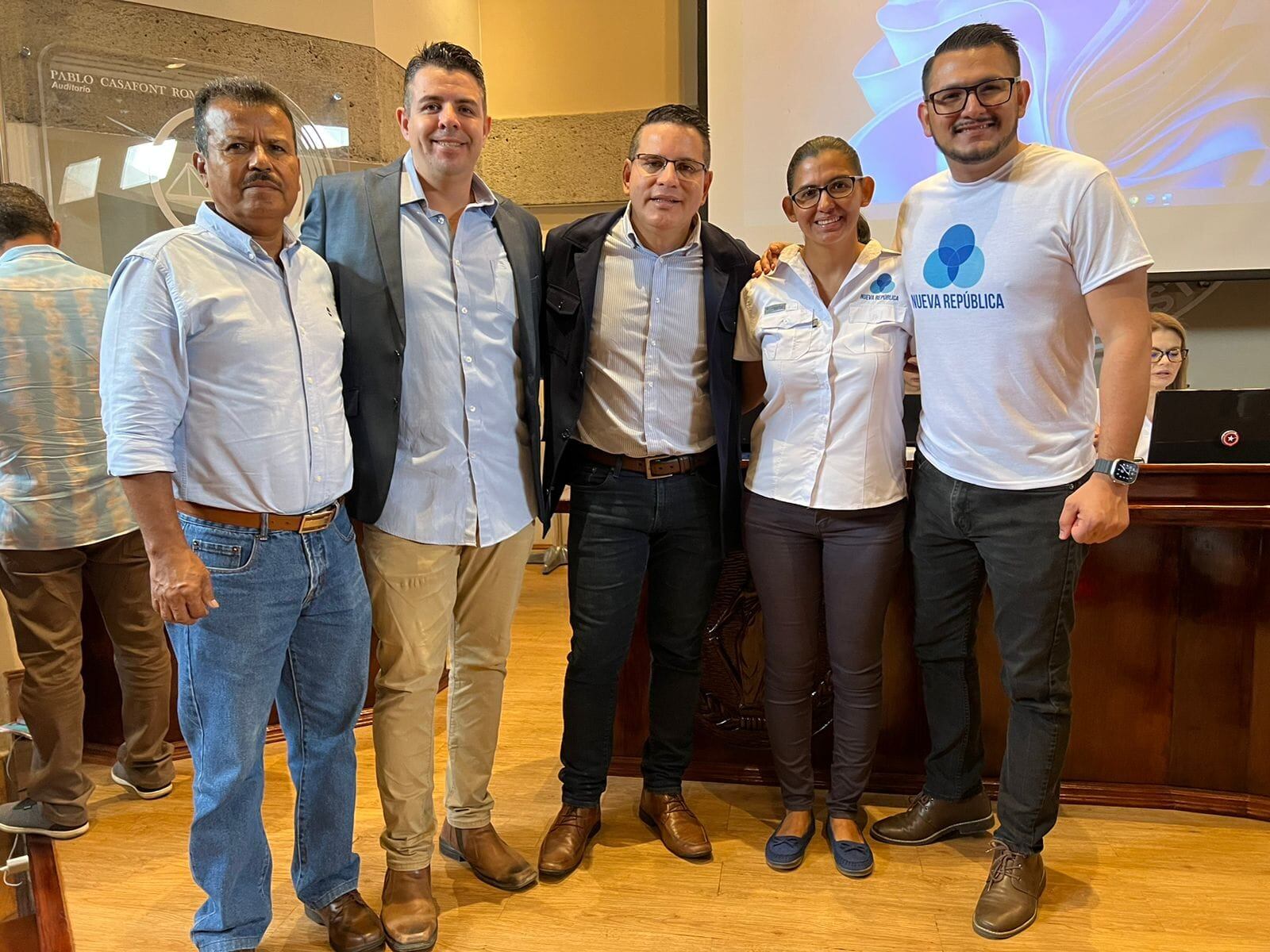 Rímola con Alvarado, en plena campaña electoral.