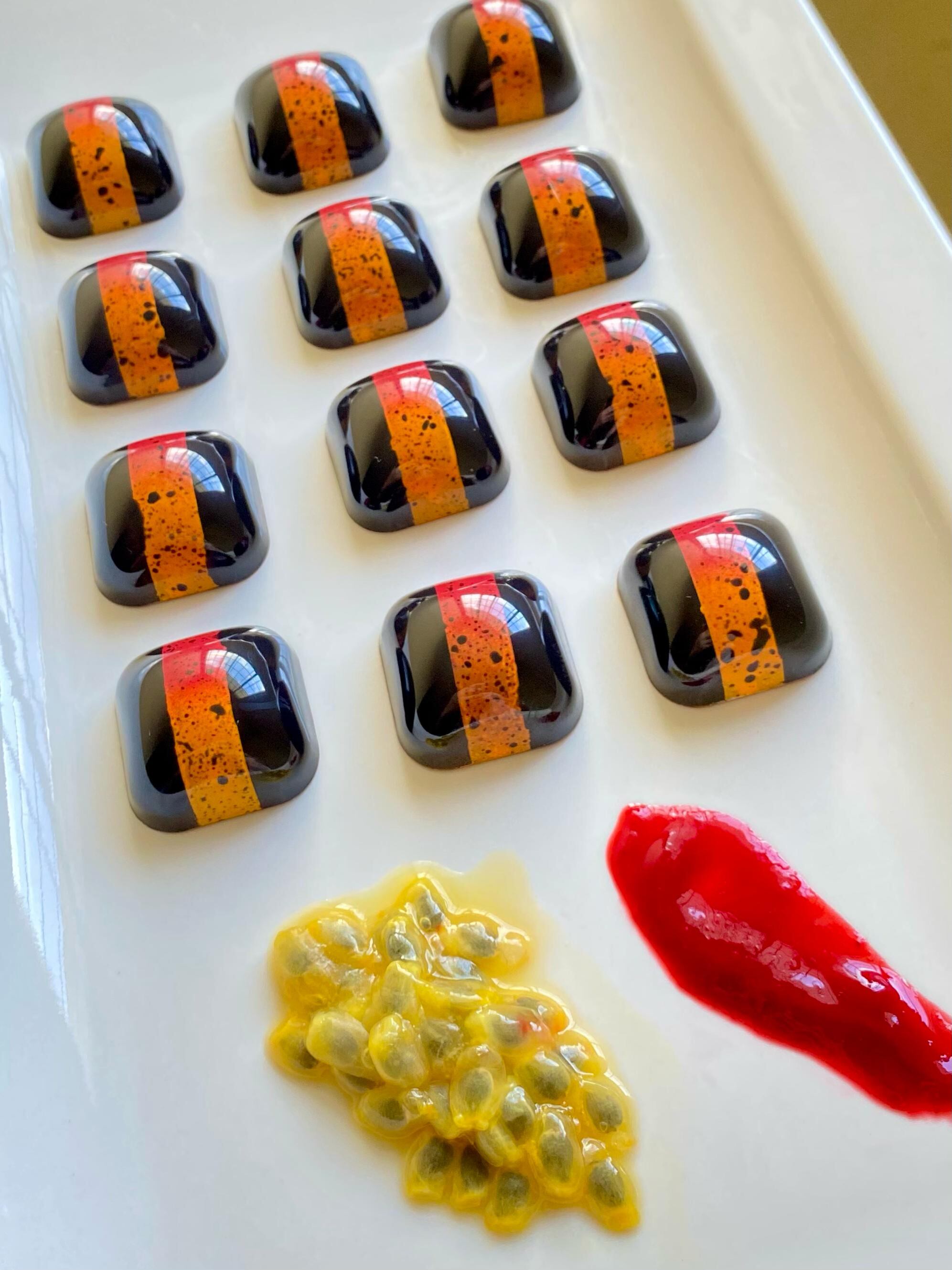 Omar Quesada Mora es un chocolatero pulseador de Ciudad Quesada que tiene un negocito llamado Zicolates