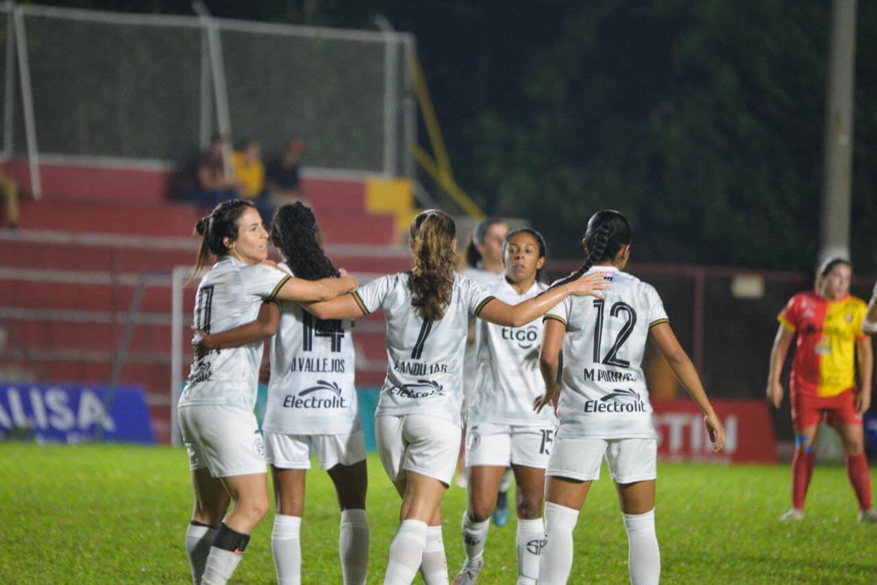 Sporting no tuvo piedad de Herediano y le clavó un 5-0 Foto: Prensa Sporting