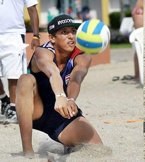 Alexandre Lezcano portero Herediano