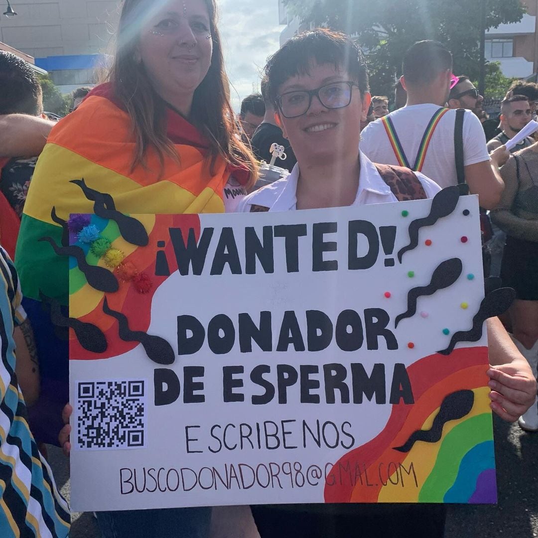 Jade y Francinny fueron a la Marcha de la Diversidad y llevaron un mensaje muy claro: buscan donadores de esperma.