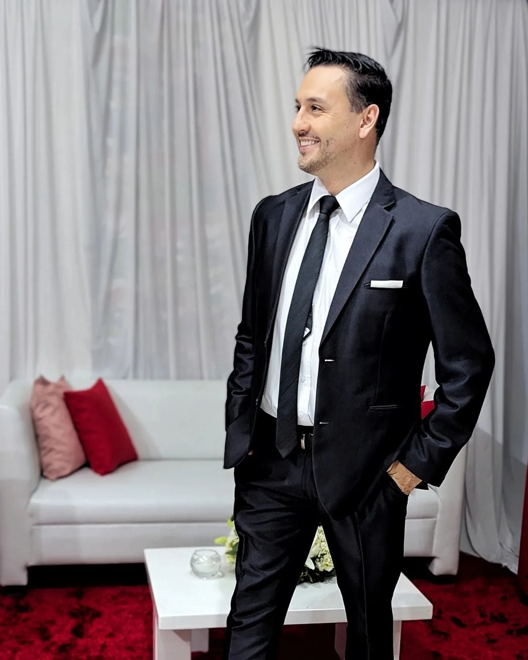 Wálter Campos, periodista y presentador de canal 7