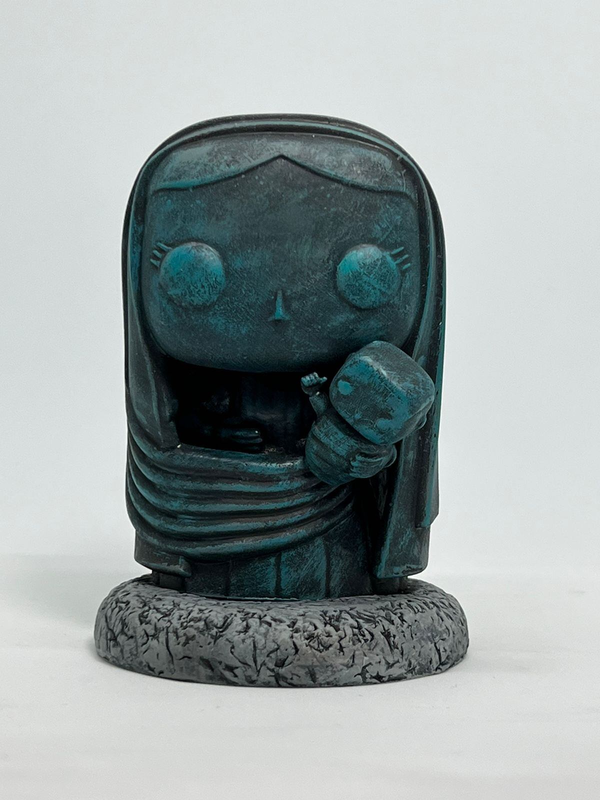 Don José Miguel Redondo Leandro, quien nació y se crió en el puro corazón de Cartago, le hizo caso a su hijo, José Alberto, a quien se le ocurrió la genial idea de hacer un Funko Pop de La Negrita