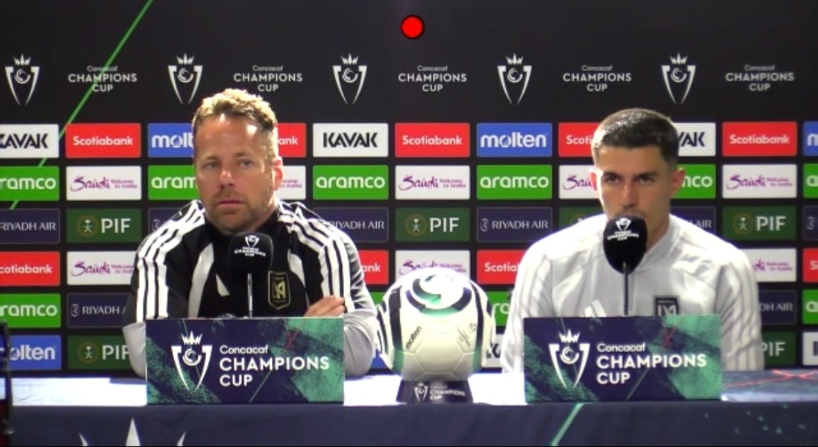 Marc Dos Santos y Sergi Palencia fueron los encargados de brindar la rueda de prensa de LAFC antes de su partido de visita contra Liga Deportiva Alajuelense, en la Copa de Campeones de Concacaf.
