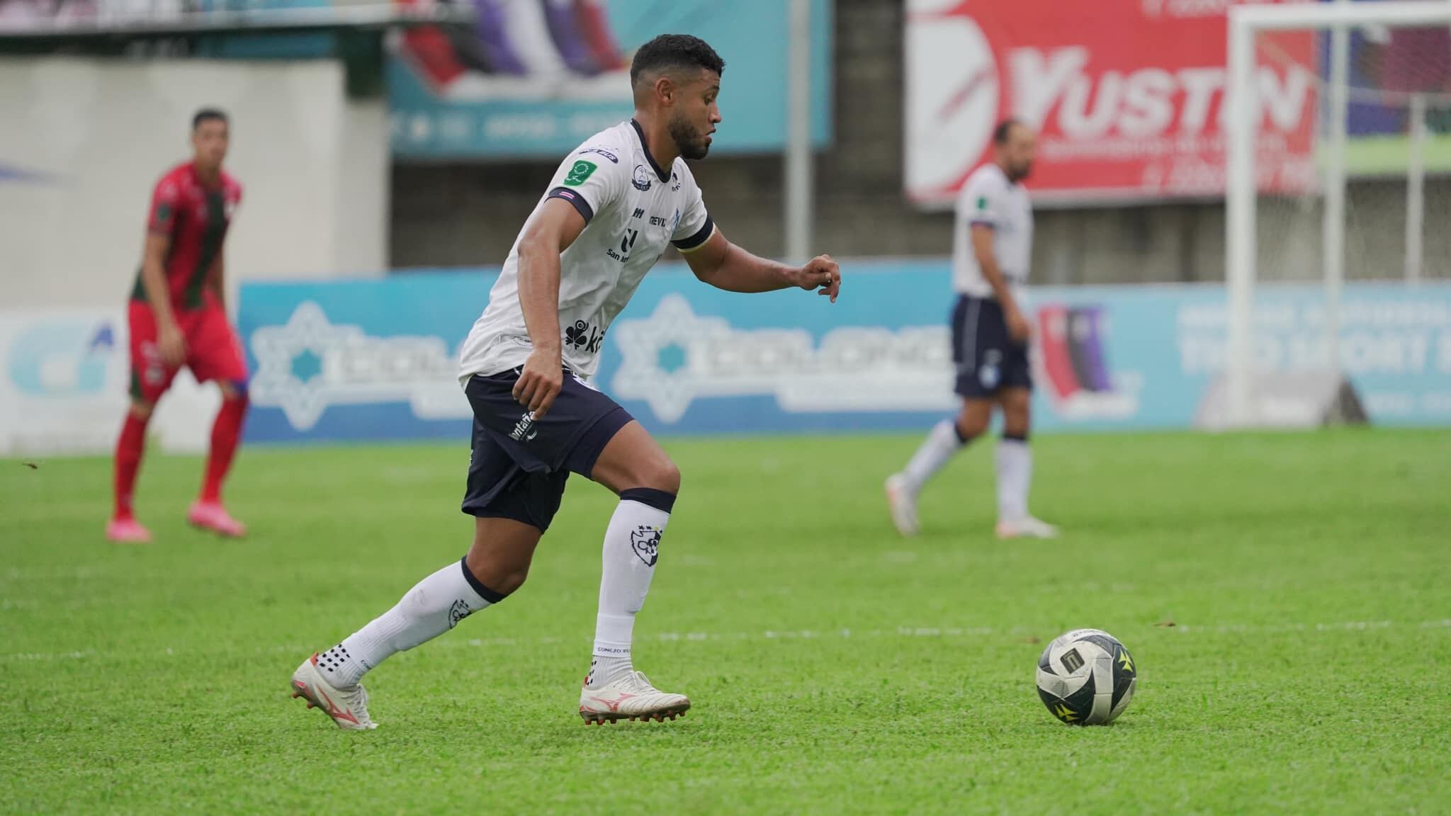 Marcelo Pereira, hondureño, Cartaginés