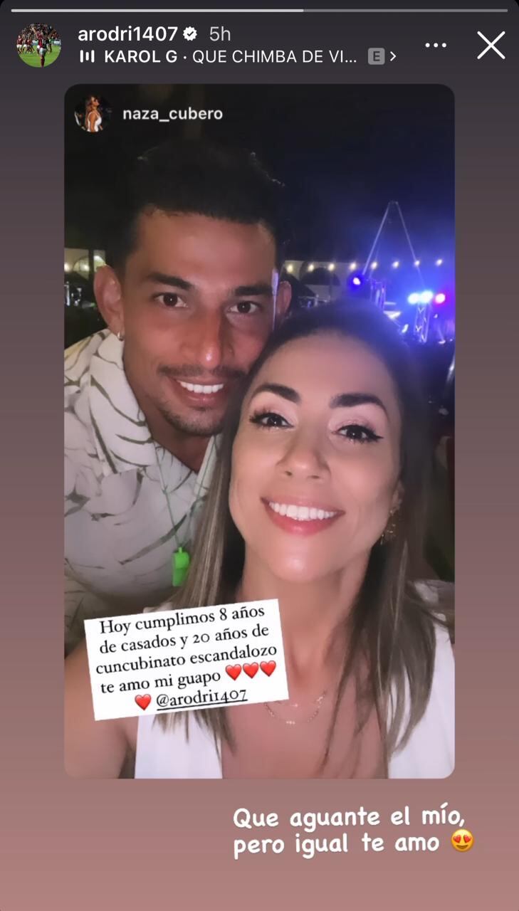 Ariel y Naza de esta forma contaron que están de aniversario.