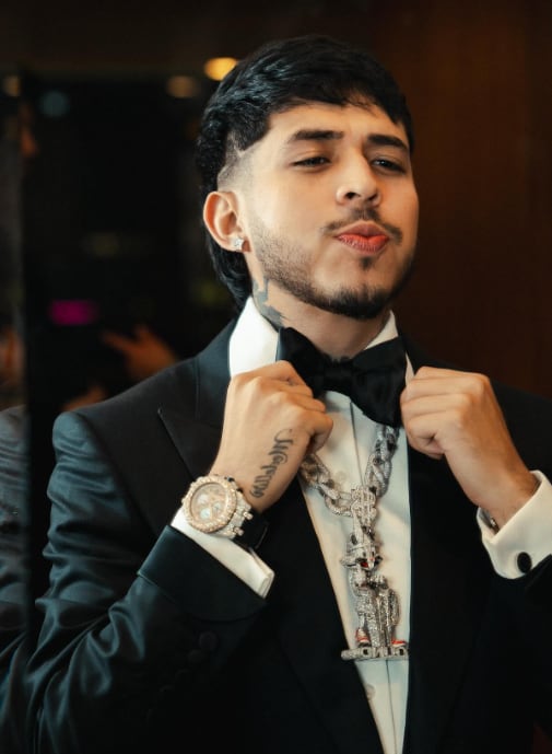 Cantante costarricense Joii y el artista colombiano Westcol