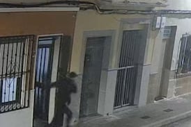 Perro evita secuestro de su dueña y permite la captura de banda criminal en España