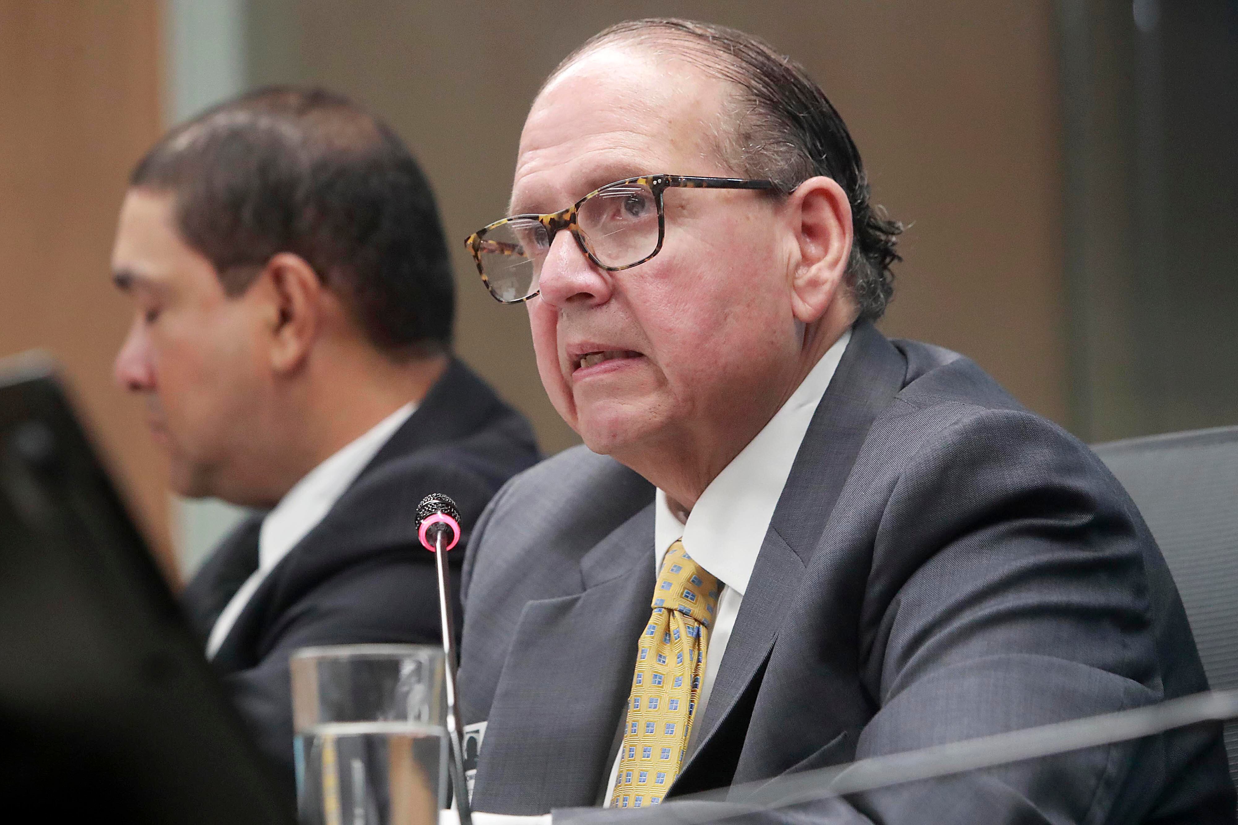 20/11/2023 Asamblea Legislativa. Comparecen empresario Julio Batalla, conocido como Roberto Batalla, financista de campaña de Rodrigo Chaves, y su esposa Damaris Robles Aguilar.