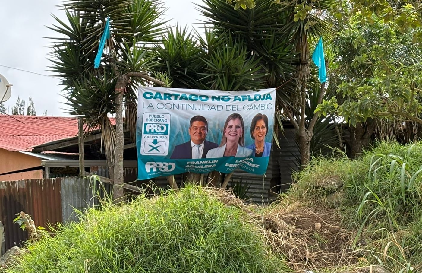 Pilar Cisneros aparece en vallas del PPSO para un puesto que no existe