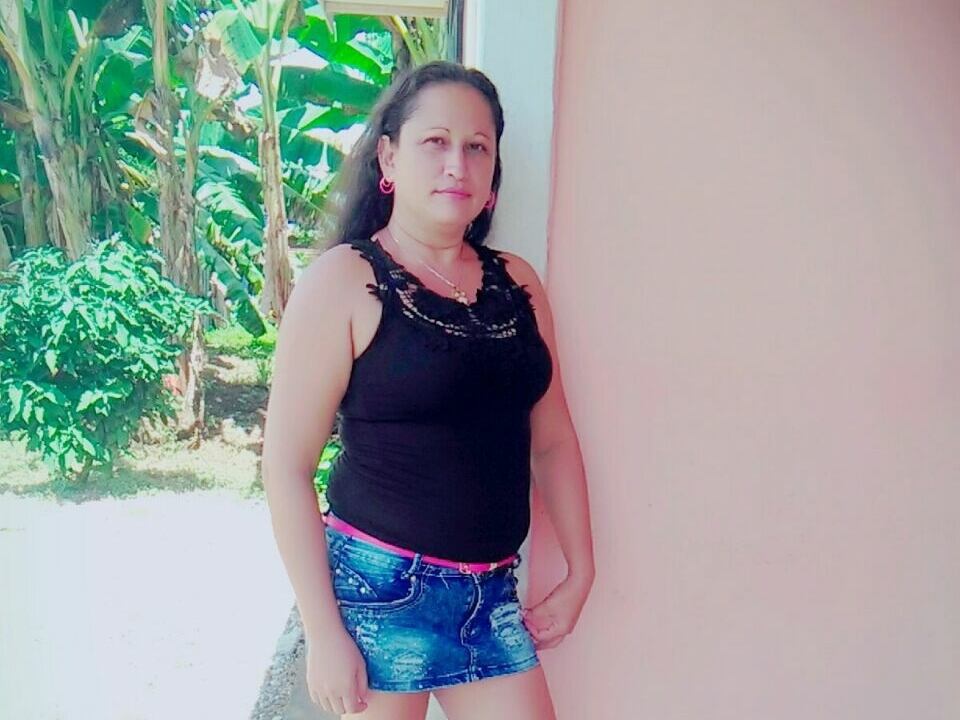 Marlene Picado Monge, mujer que aparentemente fue asesinada por su pareja en Corredores. foto tomada de Facebook.