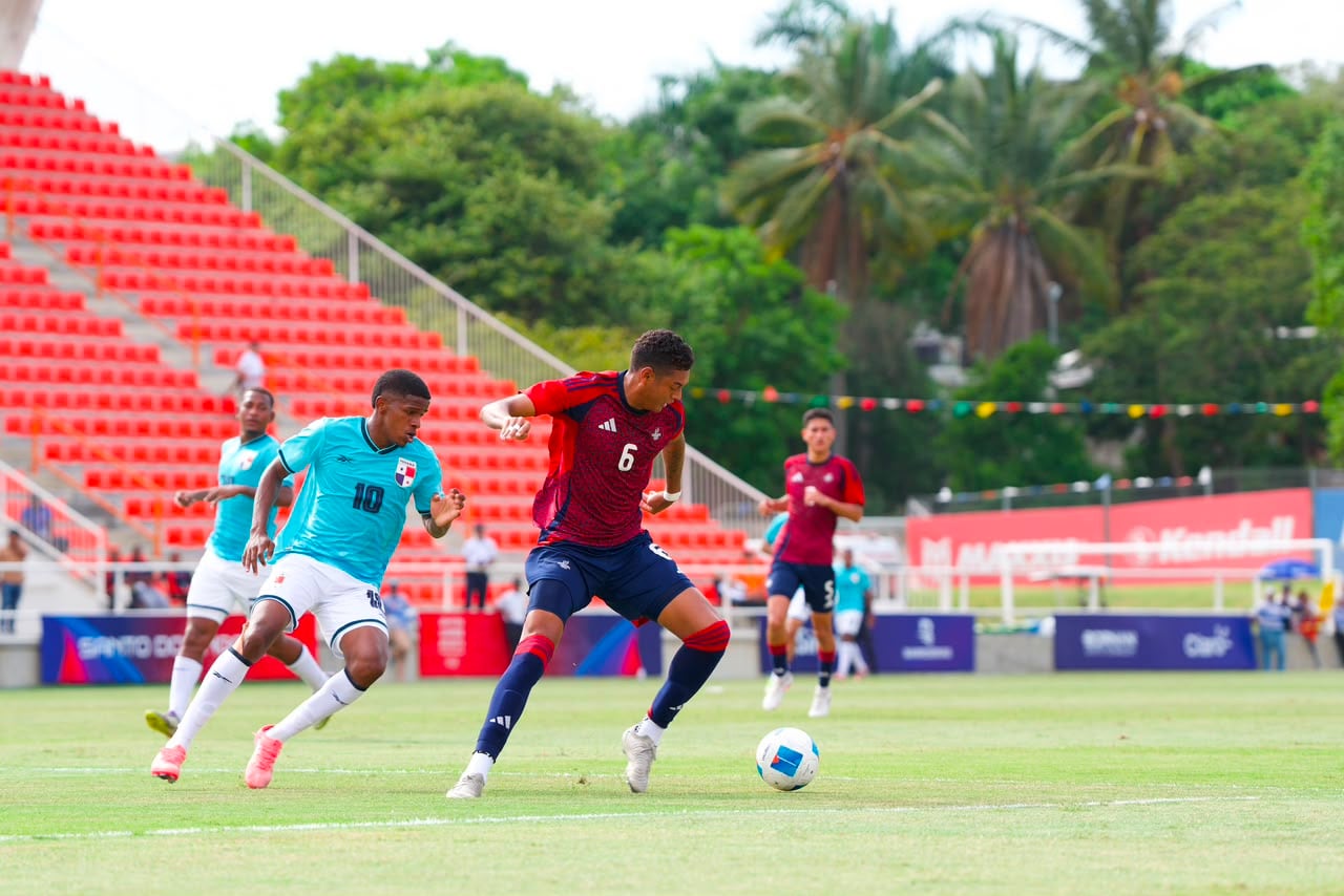 Costa Rica cayó 0-3 ante Panamá