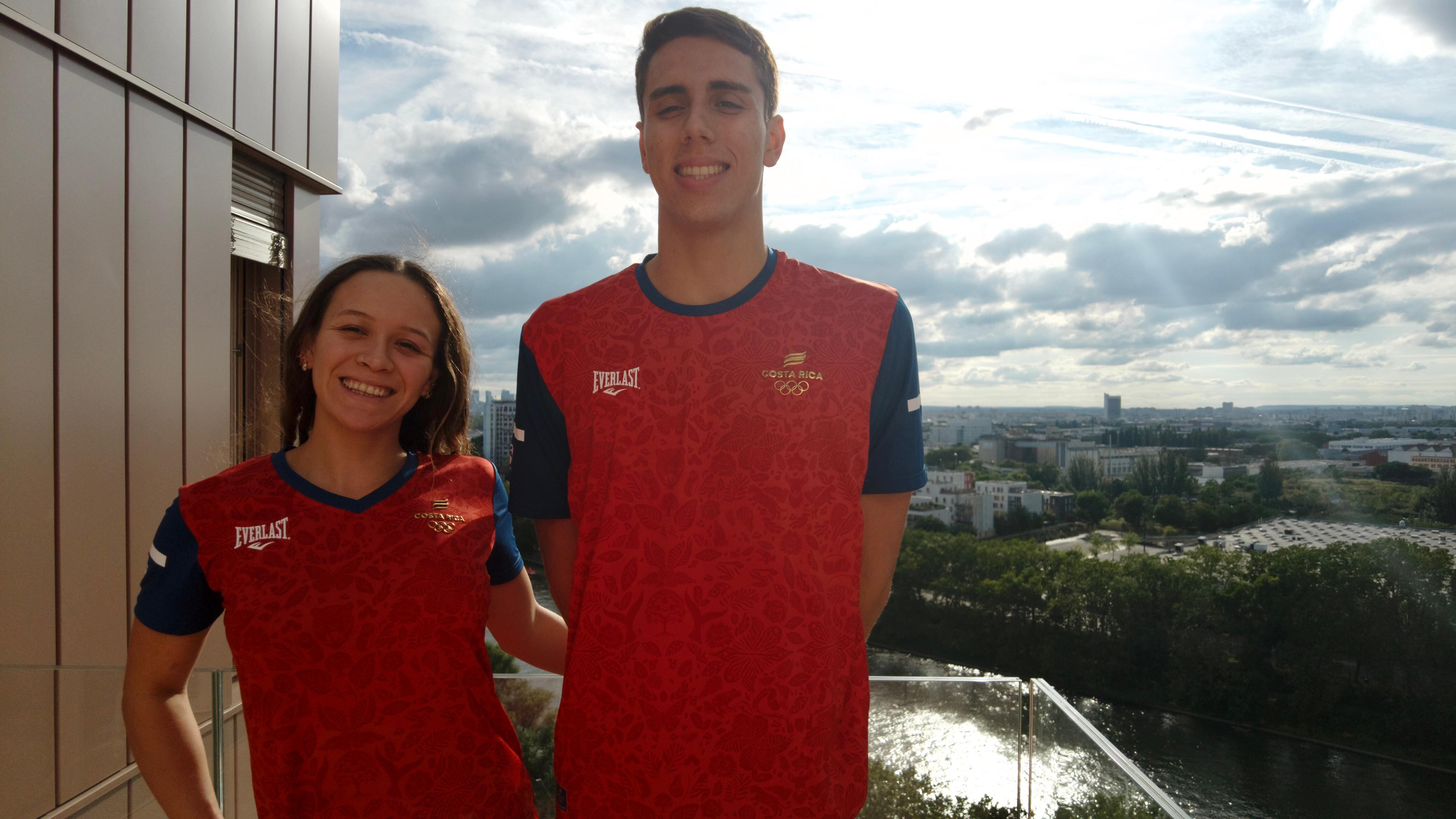 Alondra Ortiz y Alberto Vega son los representantes de la natación para Costa Rica en París 2024. Foto: Prensa CON