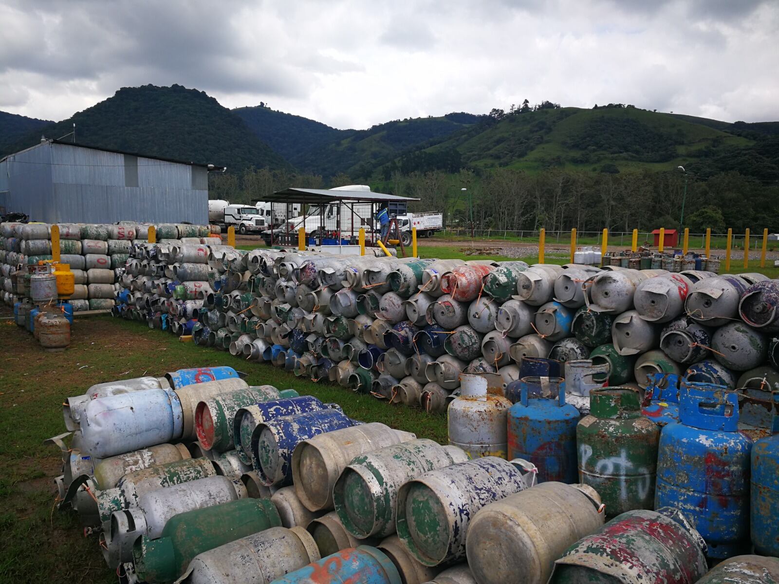 En el segundo trimestre del 2023 la Autoridad Reguladora destruyó 2918 cilindros de gas que no cumplían con los parámetros de seguridad que garanticen la calidad del servicio.