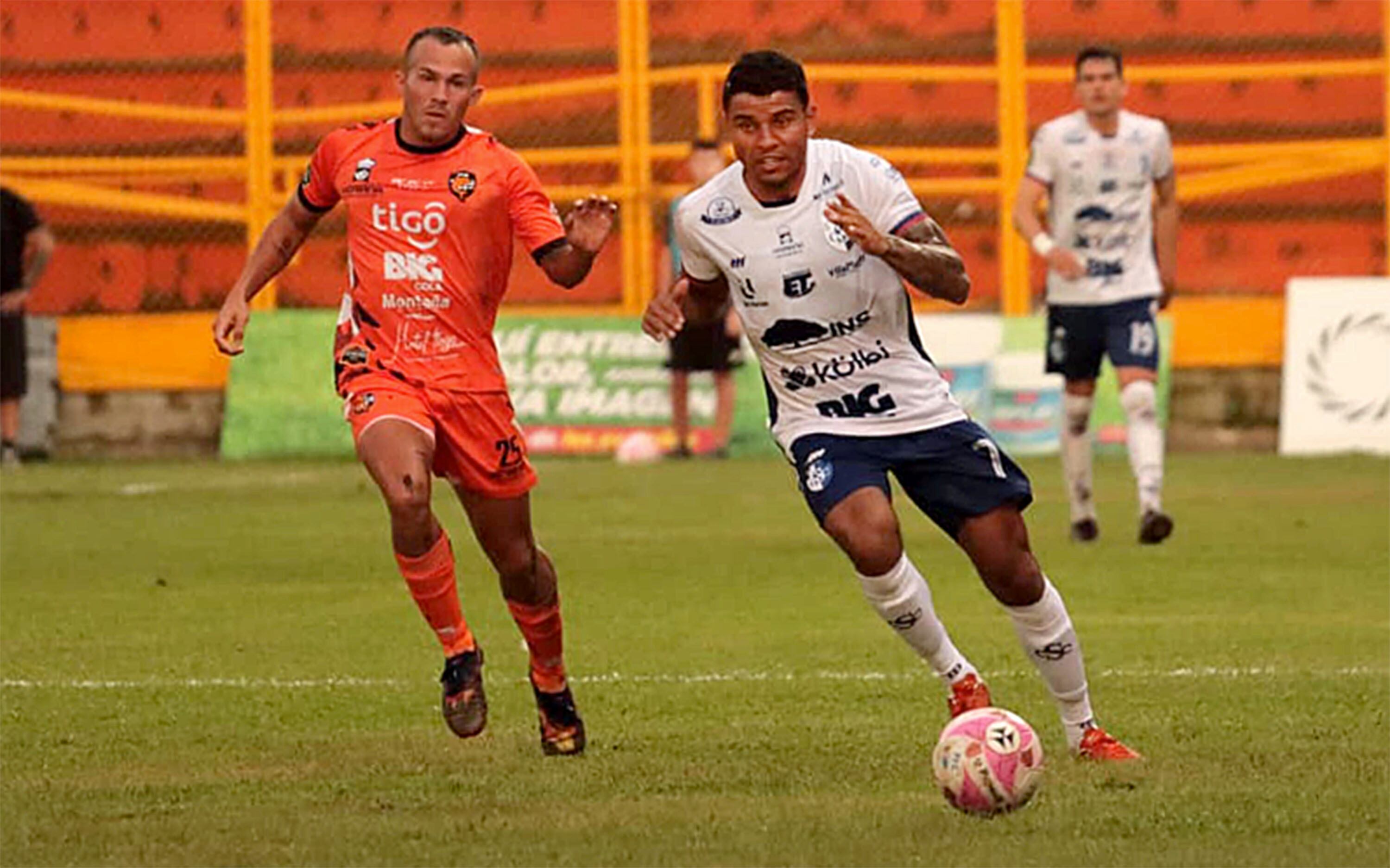 Puntarenas vs. Cartaginés