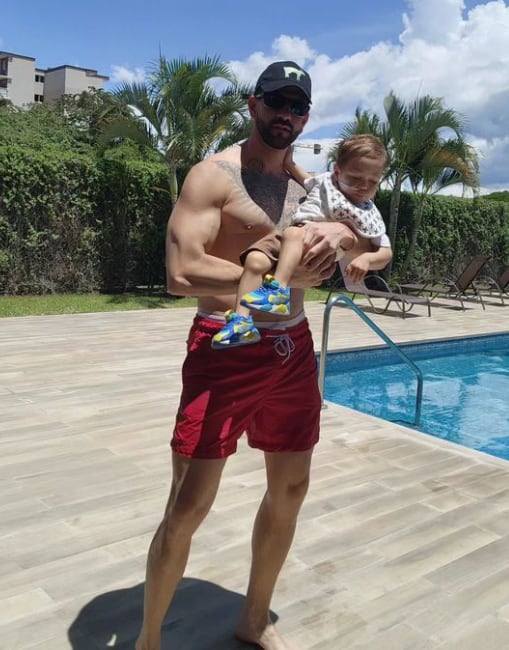 Bryan Ganoza y su hijo Bastian