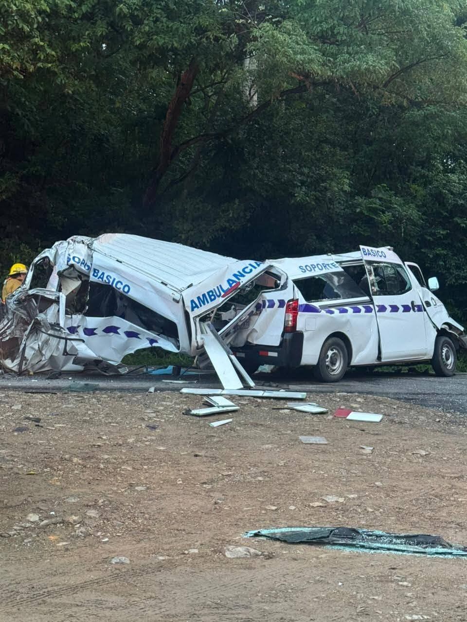 Choque múltiple en Abangares deja un hombr fallecido.