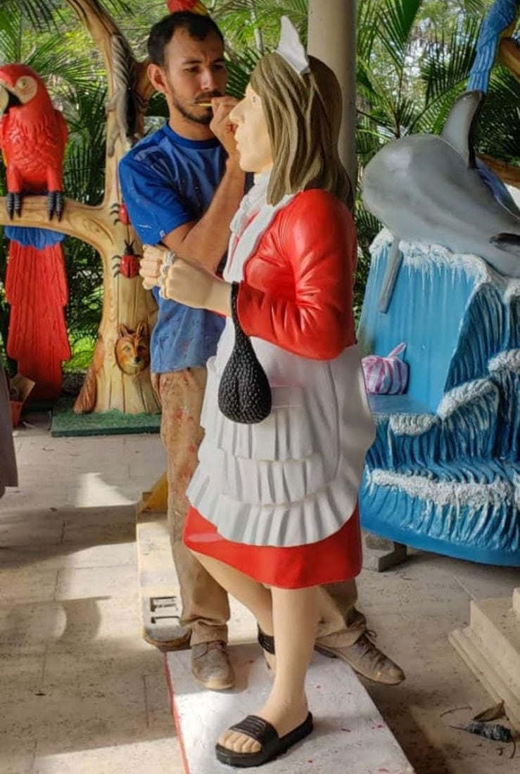 Además de ser fabricante de prótesis, Yeison Silva es pintor y escultor, cuyas pasiones las fue descubriendo a través de los años.