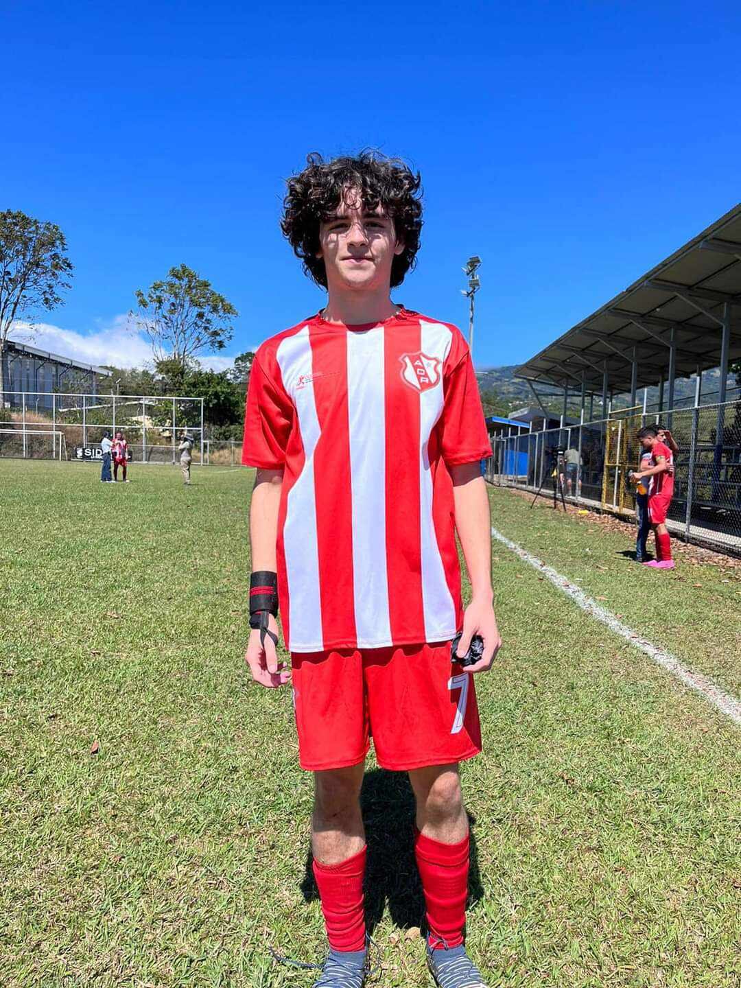 Ignacio Nacho Araya, Ramonense, fractura de tibia y peroné