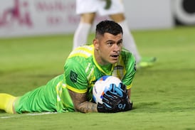 Dany Carvajal sale al paso de las críticas por supuestamente usar medias de Saprissa