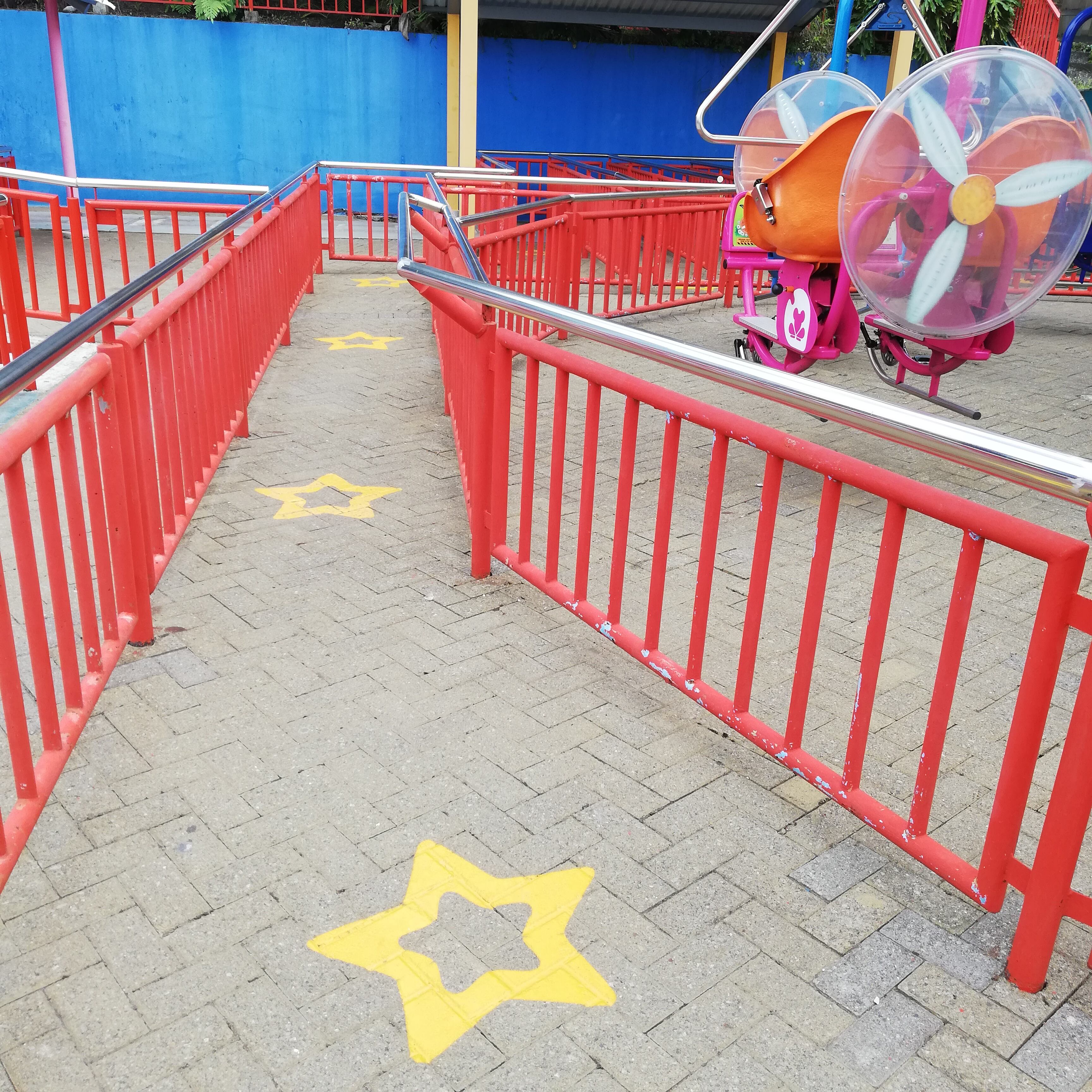 El 1 de diciembre, y después de 20 meses cerrado por la pandemia, el Parque Nacional de Diversiones reabre sus puertas al público, bajo estrictos protocolos higiénicos; el 17 de noviembre los visitamos para ver los avances en la puesta a punto de las 30 atracciones.