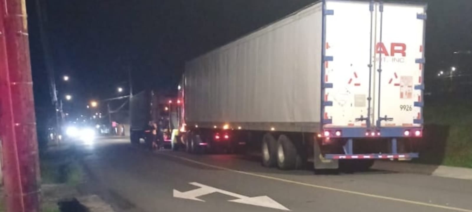 Fuerza Pública rescata a conductor retenido por asaltantes en Siquirres