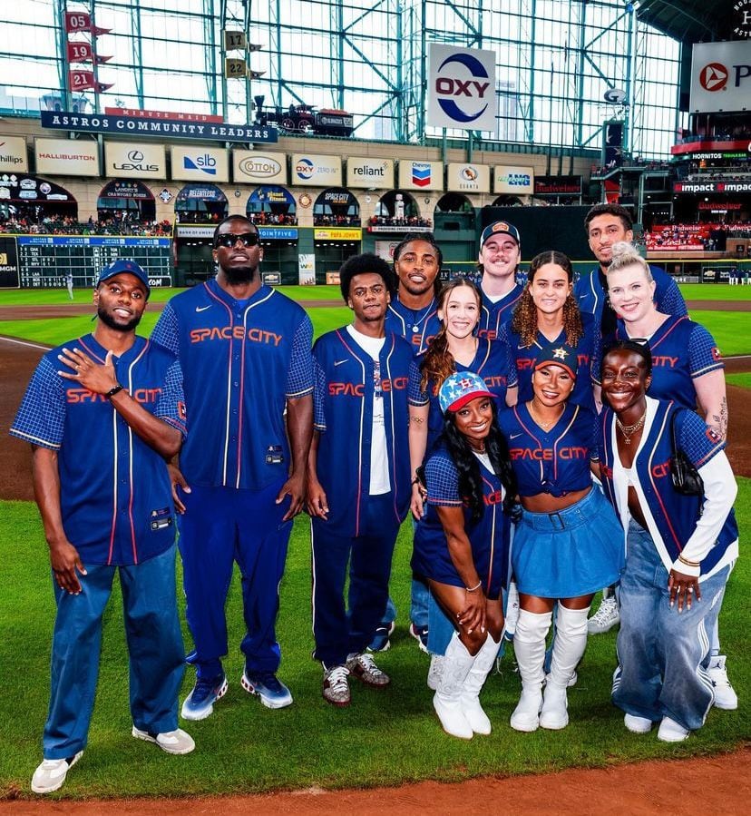 Alondra Ortiz en juego de los Astros.