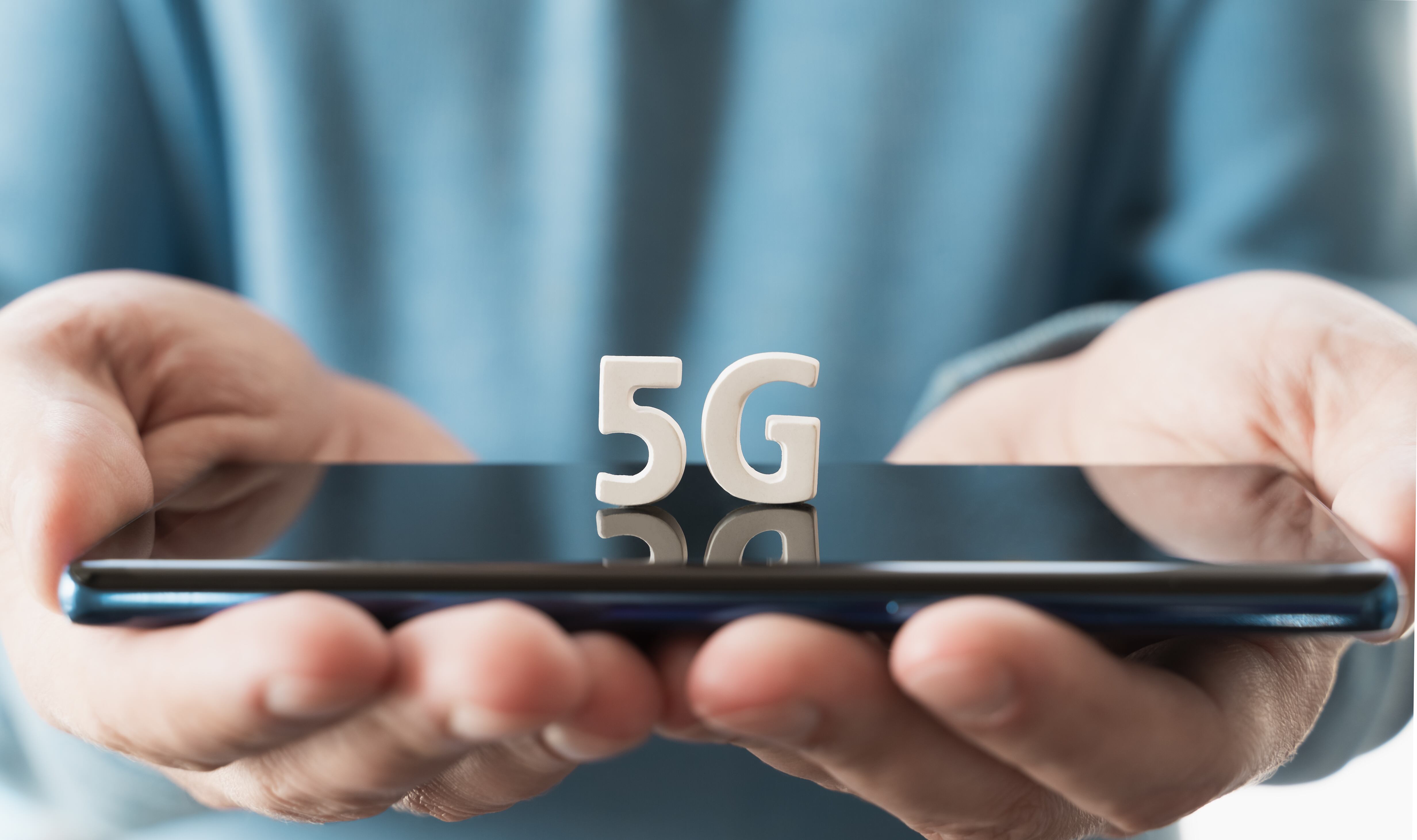 ICE resuelve y confirma nuevas adjudicaciones de contratos para red 5G | | El Financiero | Shutterstock