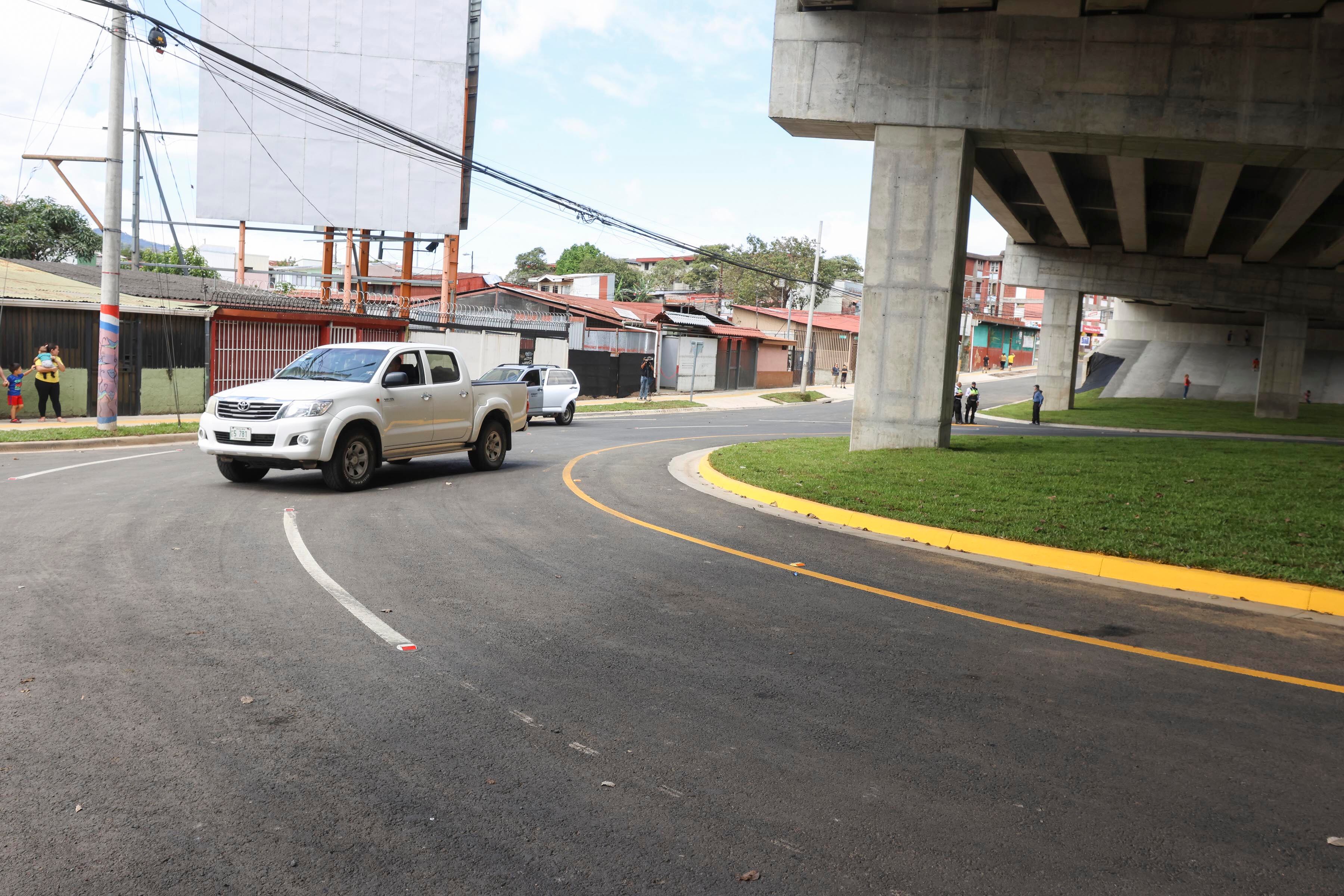 Inauguración rotonda Hatillo 3 y 4