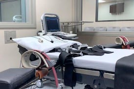 Sobreviviente de ejecución fallida en EE. UU. estuvo a punto de ser desconectada antes de despertar