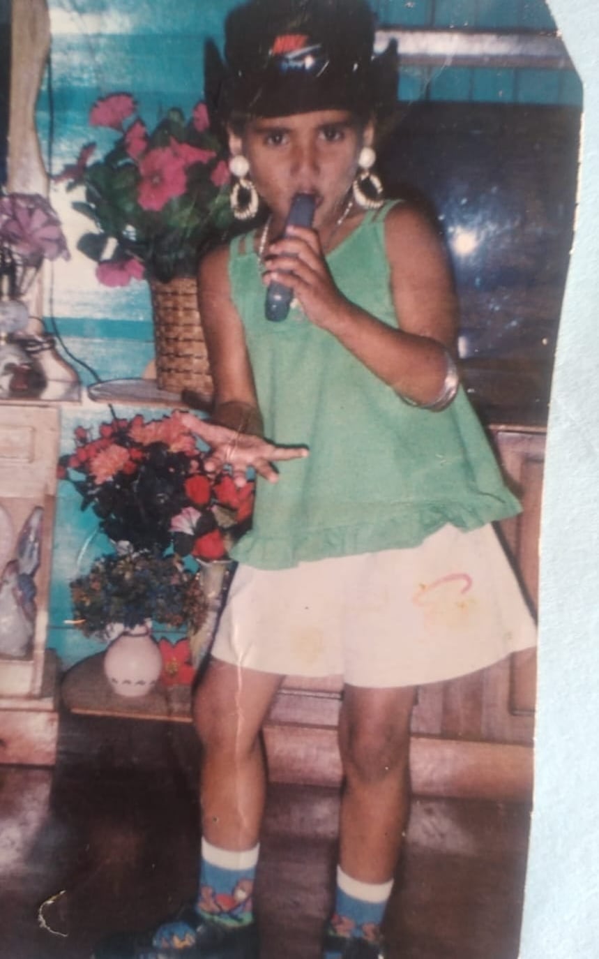 Yorleny Castillo, cantante de Calle 8