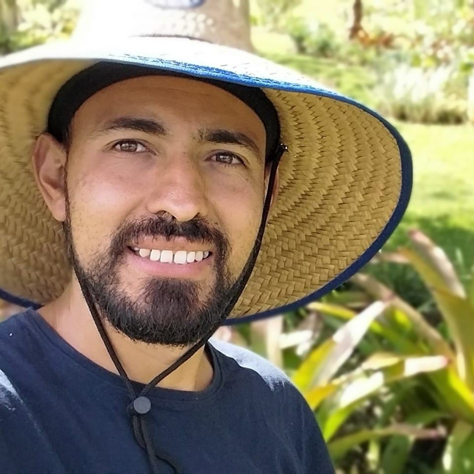 Yosen Rojas fue uno de los baqueanos que encontró a la única sobreviviente del accidente de la avioneta en Pico Blanco.