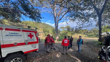 Policía de la Fuerza Pública muere en accidente acuático en el río Barbilla en Batán de Matina